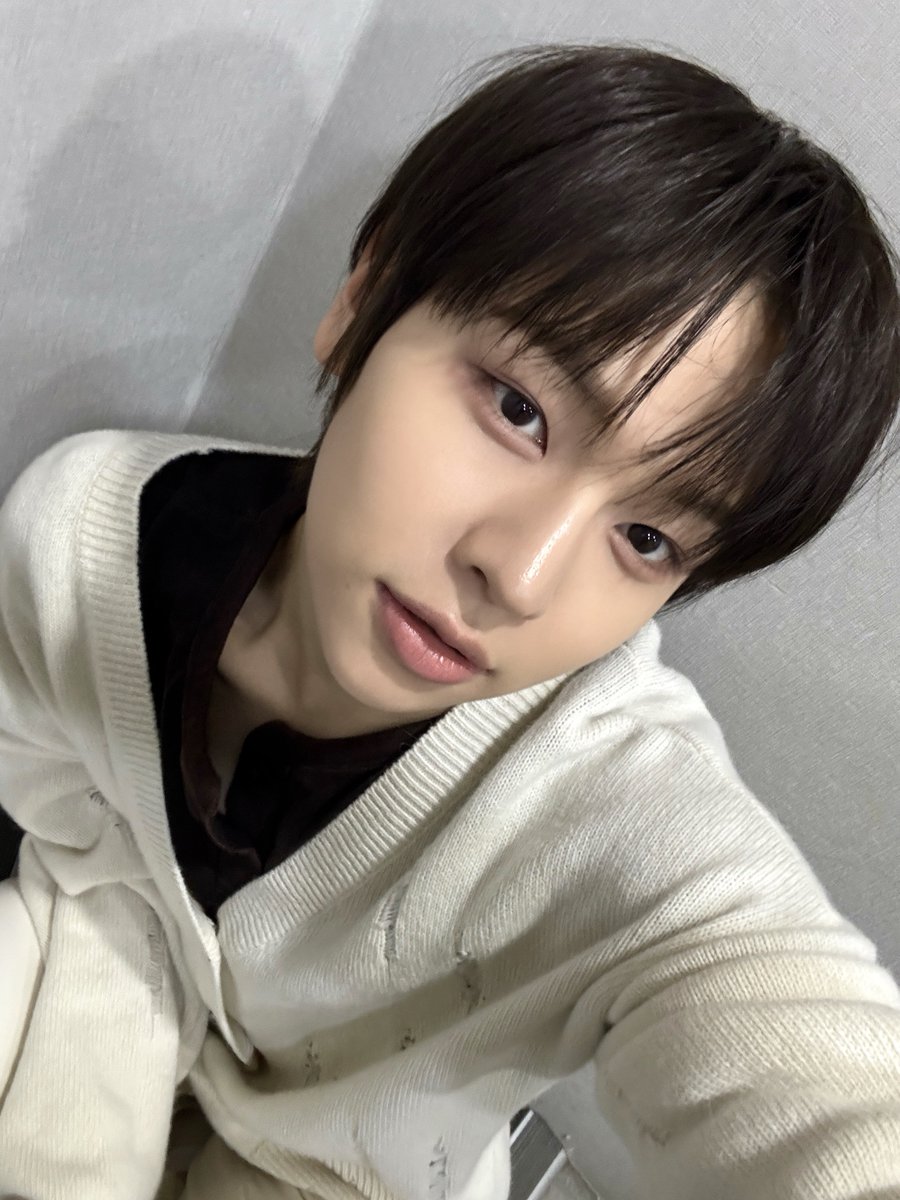 [🌠] #추유찬_DID
너랑 얘기하면
시간이 조금 예쁘게 흐르는 것 같아

#IDID #아이딧 #CHUYOOCHAN #추유찬