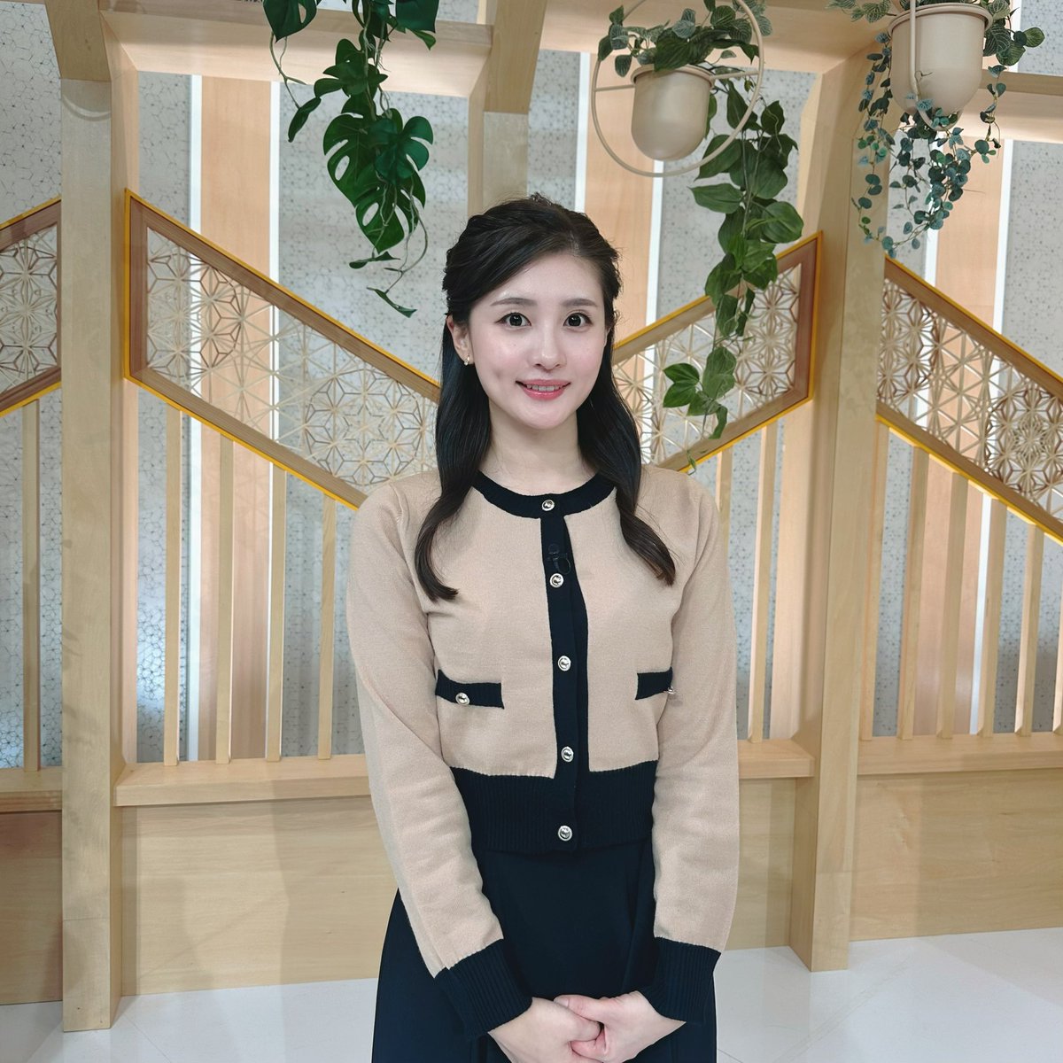 nanaka_rkb's tweet image. 最近の衣装です🥺💞
きょうのほめほめも聴いてね✨
#ほめほめナイト　#rkbラジオ
#アナウンサーコーデ #アナウンサー衣装