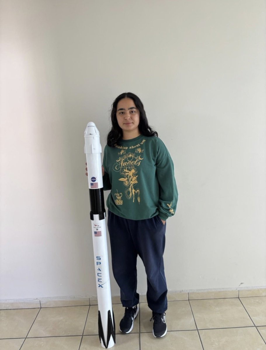 Spor Bilimleri Fakültesi öğrencimiz İlayda Korkmaz'ın "7. Uzay Modelleri Türkiye Şampiyonası"nda elde ettiği Türkiye ikinciliği ile gurur duyuyoruz. 

Bu kıymetli başarı, öğrencimize 2026 Avrupa Şampiyonası'nda ay-yıldızlı formayla ülkemizi temsil etme hakkı kazandırdı.