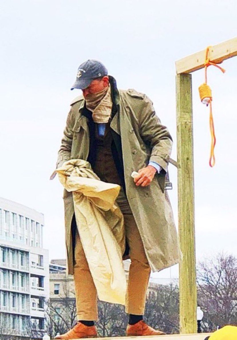 <a href="/elleonCEOTK/">Tarik Johnson</a> <a href="/SteveBakerUSA/">Steve Baker</a> Now let’s work on this one