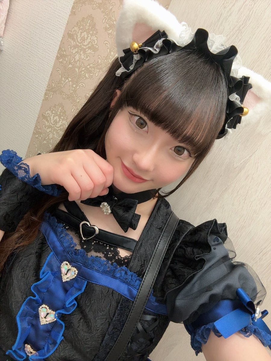 minette_akiba's tweet photo. 明日はサトウちゃん卒業イベント🎓💐

明日の子猫ちゃんは🐈��⸒⸒⸒

🎀ゆきの@minette_yukino 
🎀るか@minette_ruka 
🎀なの@minette_nano 
🎀ののか@minette_nonoka 
🎀もこ@minette_moco 
🎀みに@minette_mini_ 
🎀みみ@minette_mimi_ 
🎀ちゃむ@minette_chamu 
🎀みこぴ@minette_mikopi 
🎀すみれ@pricinha_sumire 
🎀��トウ@Sato__aaaru 

皆様のご入国お待ちしております🪄︎︎✨