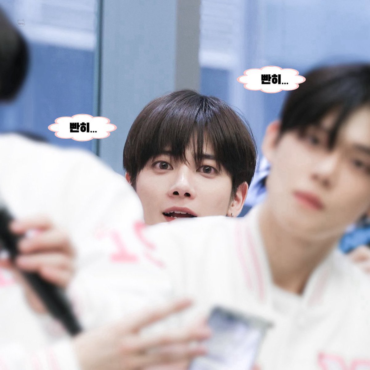 마마 투표 해 줄 모아💕

#2025MAMAVOTE
#TOMORROWXTOGETHER