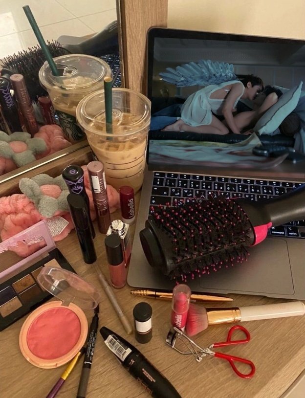 jellyace⚡ tweet media