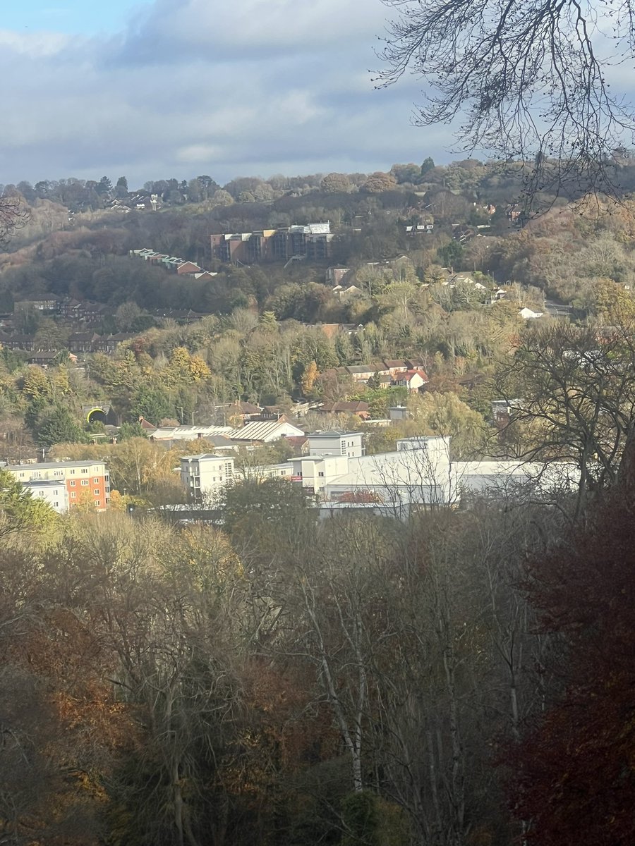 BritWeatherSvs's tweet image. One of the ways to be cooler &amp;amp; therefore smarter in high summer heat is to live in or paint your residence white ⚪️, or at least a very light colour 🩵 . It pays to know what to do for the best in preparation for all extremes of weather &amp;amp; natural events 
#TheShield 🛡️coming soon