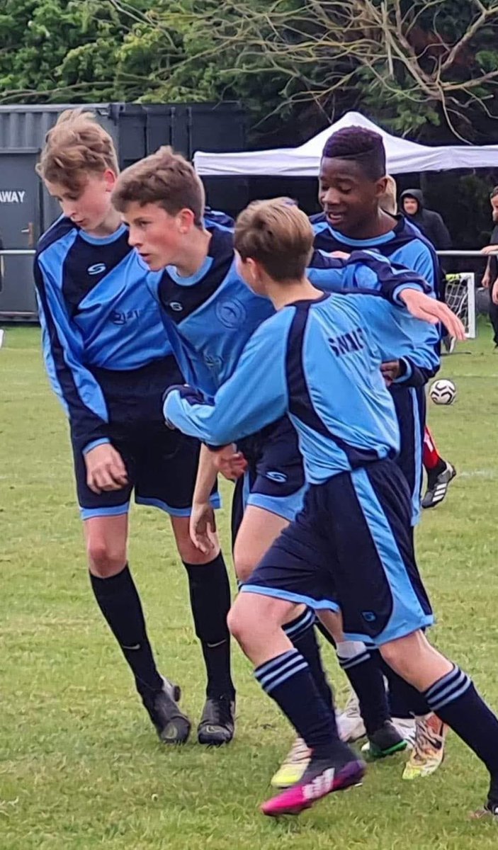 SwaleSsfa's tweet photo. Well done to Louis Way &amp; Darlington Aguagwa both selected for the 25/26 season @kentschools_fa u18 squad https://t.co/BLgDIWscLZ