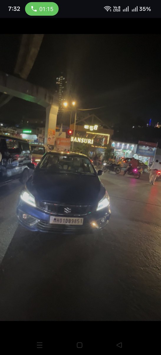 Gayu_26's tweet photo. @MTPHereToHelp
A lady driving Car MH01DB9851 collided my friends scooty not once but twice in front of traffic police still they did not take action didn't fine her and let her go is this is how MumbaiTrafficpolice works?She was not ready to go to police station.. cont in comment https://t.co/oka001RBHq