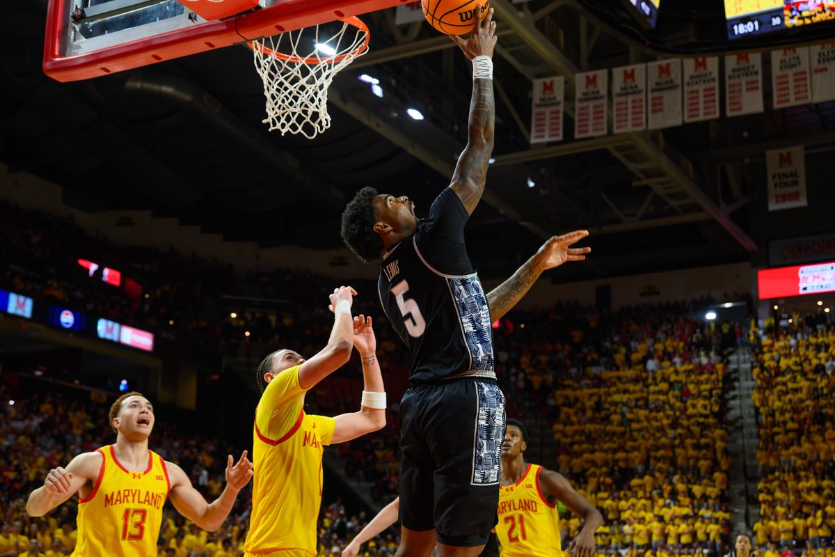 GeorgetownHoops's tweet photo. 📸 at Maryland
#HoyaSaxa #HoyaBold https://t.co/snMyZWwaoT