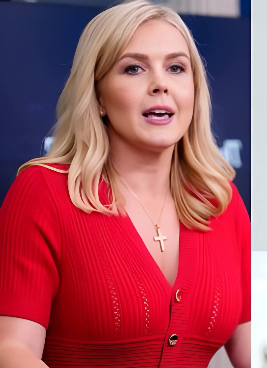 𝔉🅰𝒏 Karoline Leavitt tweet media