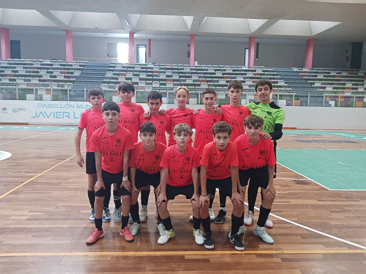 🔵 INFANTIL REGIONAL 🔵 

MOPRISALA TOLEDO 4-2 VIÑA ALBALI VALDEPEÑAS 

Goleadores
#Erik ⚽
#Álvaro ⚽

➡️ Primera derrota de la temporada de nuestro joven infantil ante el vigente campeón, en un partido bien competido.