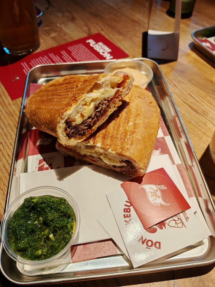 Ladies and Gentlemen. Der "Döner Kebuc" 😋