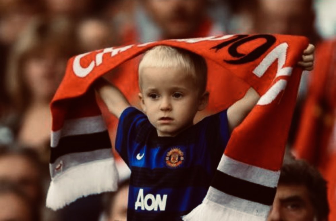 United_Coverage's tweet image. Girls: “Boys aren’t loyal”

Meanwhile Boys: