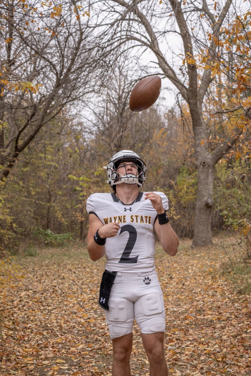 WayneStFootball's tweet image. WEEK 🔟 THREADS 

⚪️⚫️
⚪️
⚪️

🐯🐾🔥 #ForThePaw #PawUp