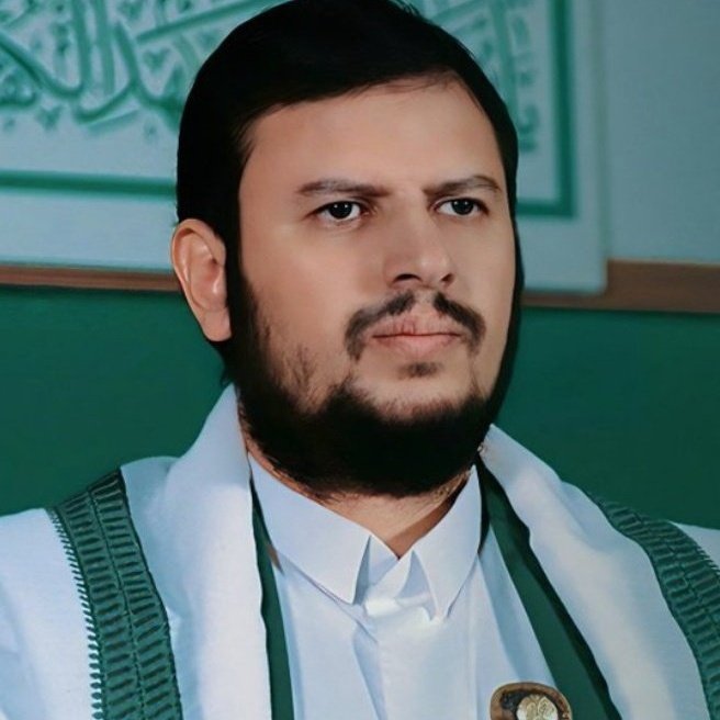 ما دام هذا الرباني  قائدنا إذاً لا نبالي 
بحكمتة وقيادتة منصورين بتأييد وعون من الله 👆تعالى