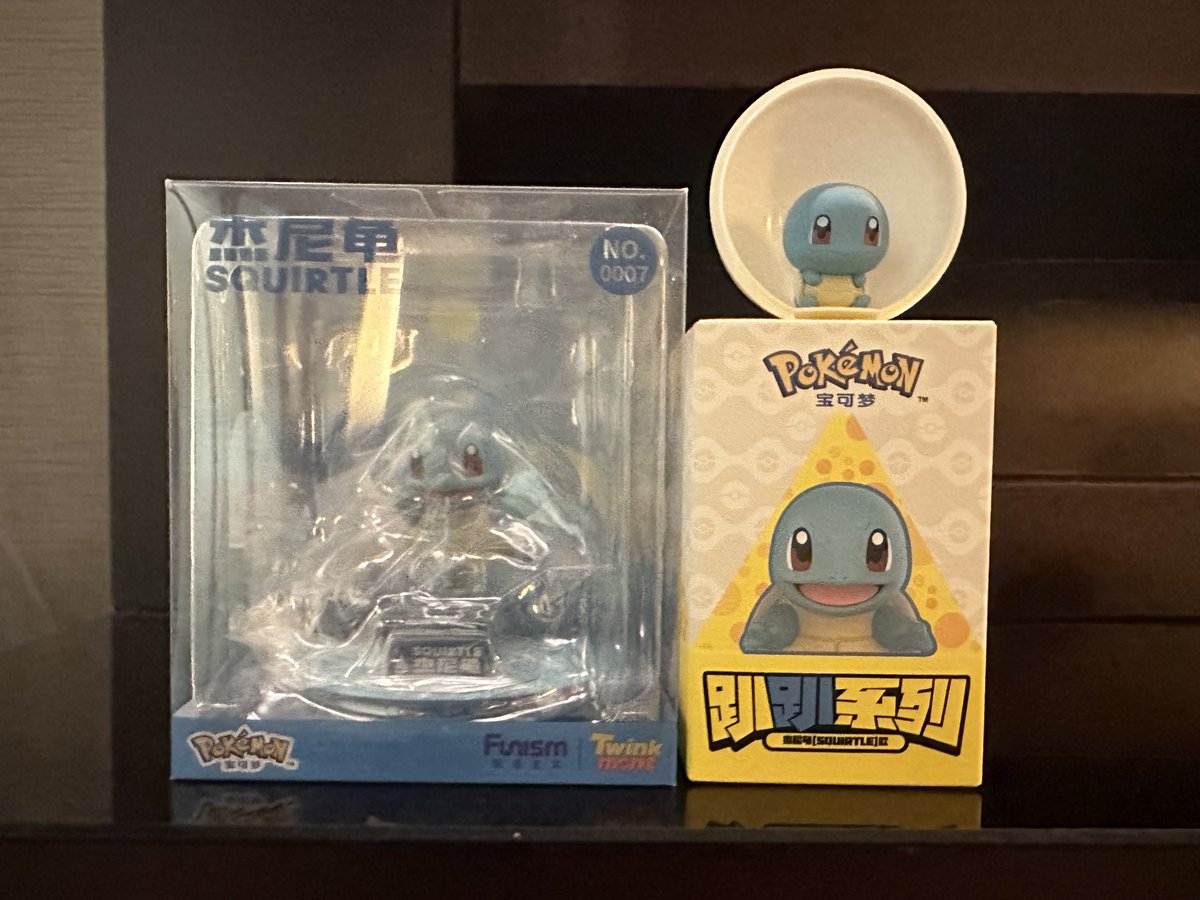 fuzeni's tweet photo. 中国に来てゼニガメグッズ買い漁ってしもうた…すごく良い出来だったもので…
ランダムグッズのはずの商品を、店員さんが裏技で「これがゼニガメ��よ」って教えてくれた🐢謝謝すぎる https://t.co/Hw6TQRUMHo