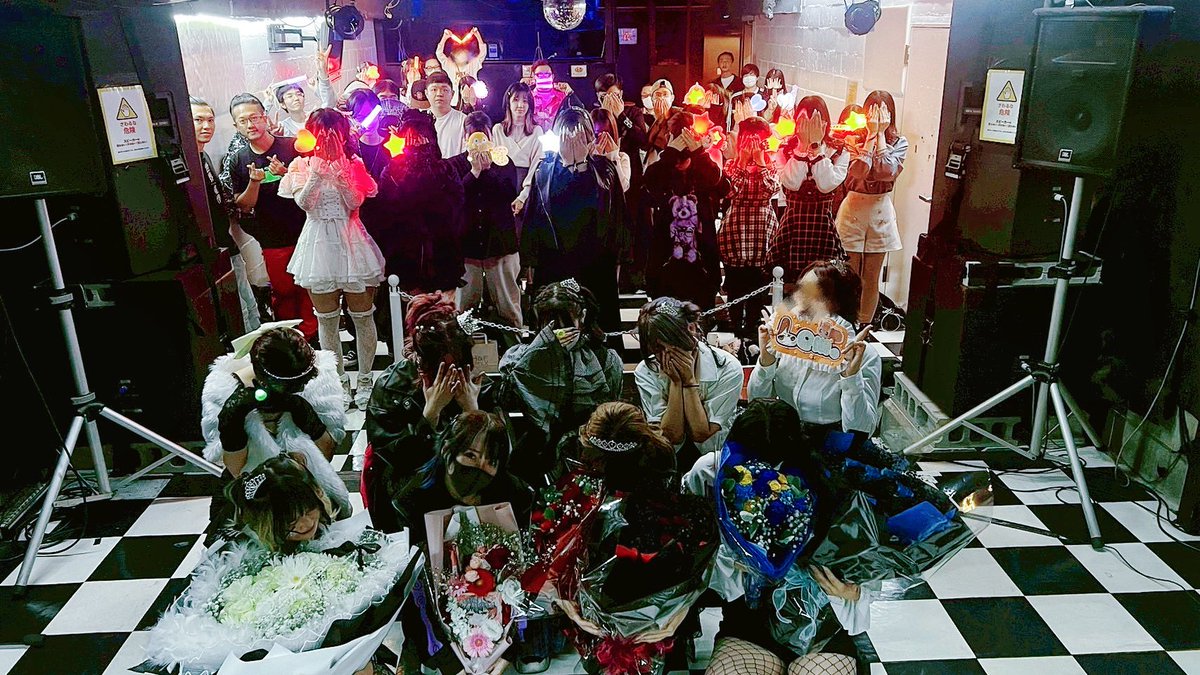 QUEENDOM Vol.1無事終了いたしました👑
ご来場いただき誠にありがとうございました！
至らぬ点もあったかもしれませんが、皆様にとって素敵なライブになっていましたら幸いです🥹

Vol.2も検討しておりますので、今後ともどうぞよろしくお願いいたします！🙇🏻‍♀️