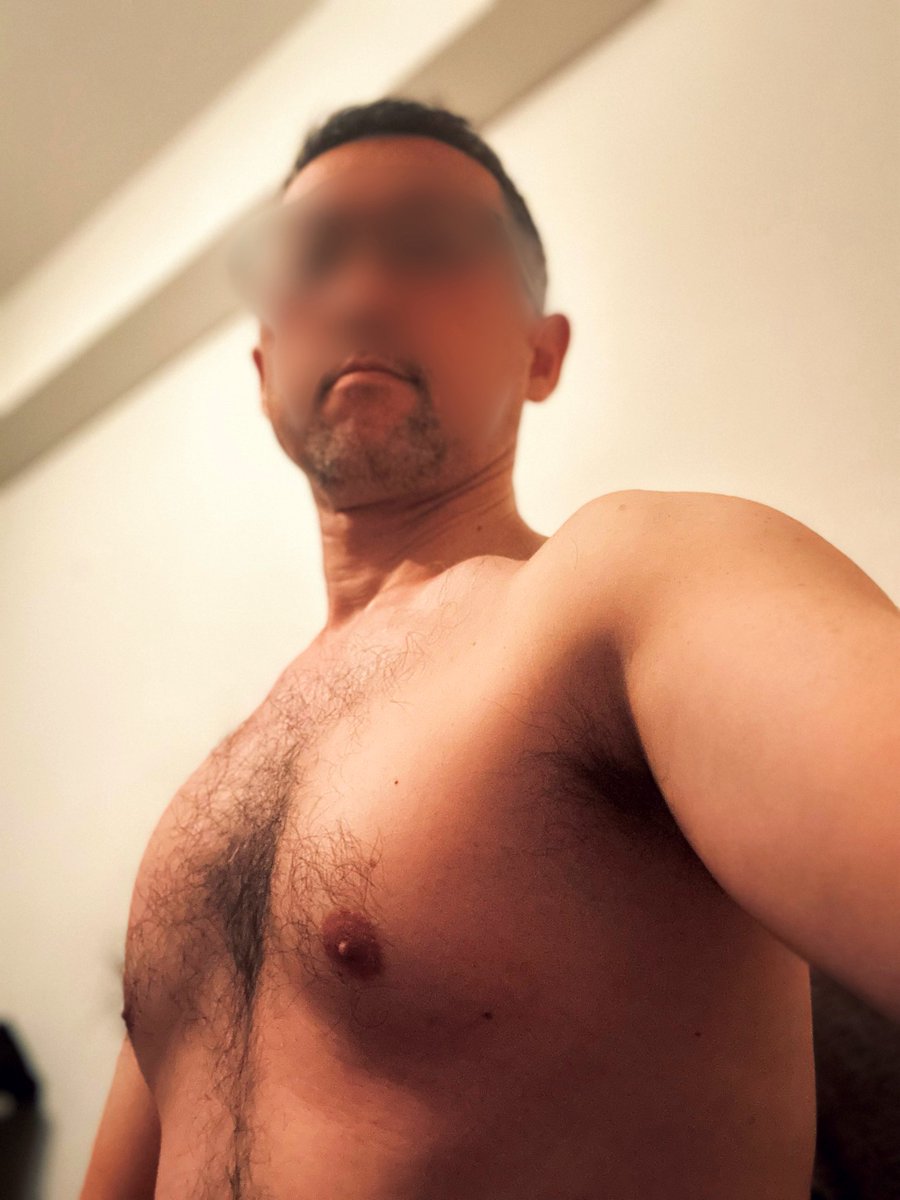 #いいおっぱいの日 
#もし俺から添い寝したいと言ったらOKしてくれる人いいね