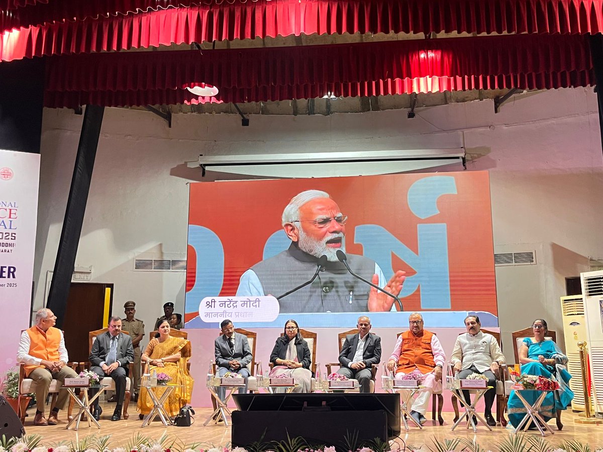 <a href="/moesgoi/">MoES GoI</a> <a href="/iitmpune/">IITM Pune</a> <a href="/vibhaindia/">vijnanabharati</a> <a href="/IISF2025/">India International Science Festival</a> <a href="/MIB_India/">Ministry of Information and Broadcasting</a> <a href="/mygovindia/">MyGovIndia</a> <a href="/DDNewslive/">DD News</a> <a href="/DDNational/">Doordarshan National दूरदर्शन नेशनल</a> <a href="/PMOIndia/">PMO India</a> <a href="/airnewsalerts/">All India Radio News</a> <a href="/PIB_India/">PIB India</a> <a href="/EduMinOfIndia/">Ministry of Education</a> <a href="/PIBEarthScience/">PIB_Earth Sciences</a> The event concluded with a Vote of Thanks by Prof. Meenakshi Goyal, Director, RDC, PU Chandigarh.
The curtain raiser set an inspiring tone for the upcoming #IISF2025, where science, innovation &amp; collaboration will take centre stage. 🌏🔬
#VigyanSeSamruddhi #Chandigarh