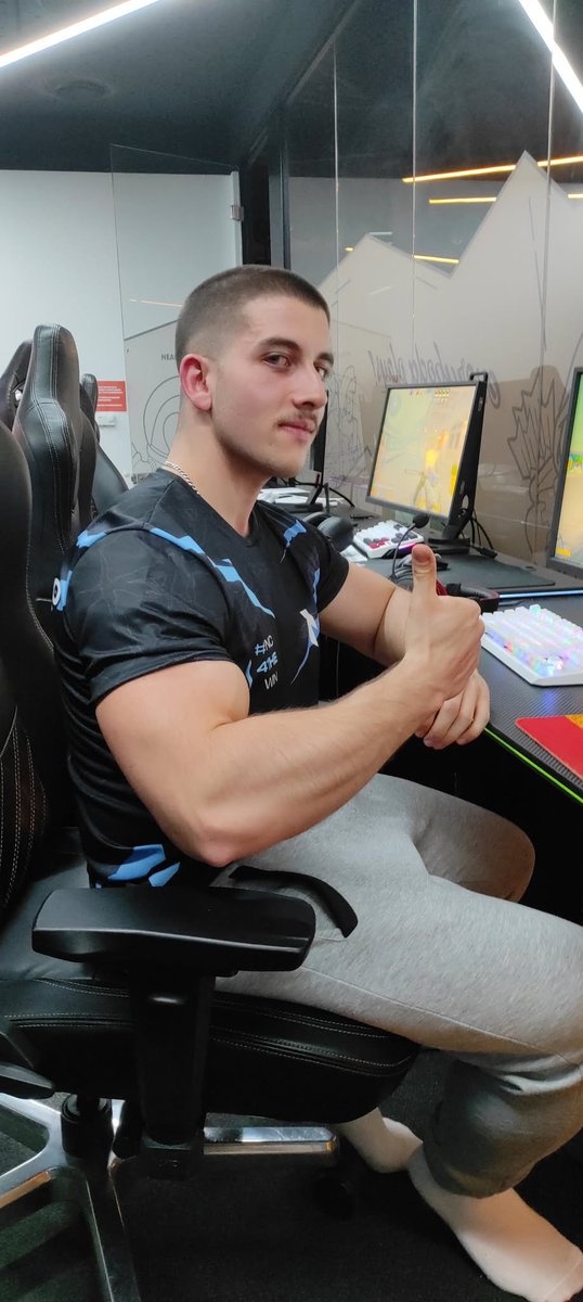 TNCesport tweet media