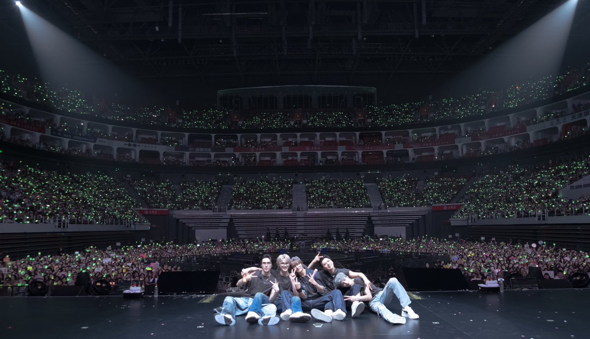 2025 WayV Concert Tour [NO Way OUT] in #CHENGDU 💚with WayZenNi💚

#WayV #威神V 
#NOWayOUT #WayV_NOWayOUT 
#WayV_NOWayOUT_CHENGDU