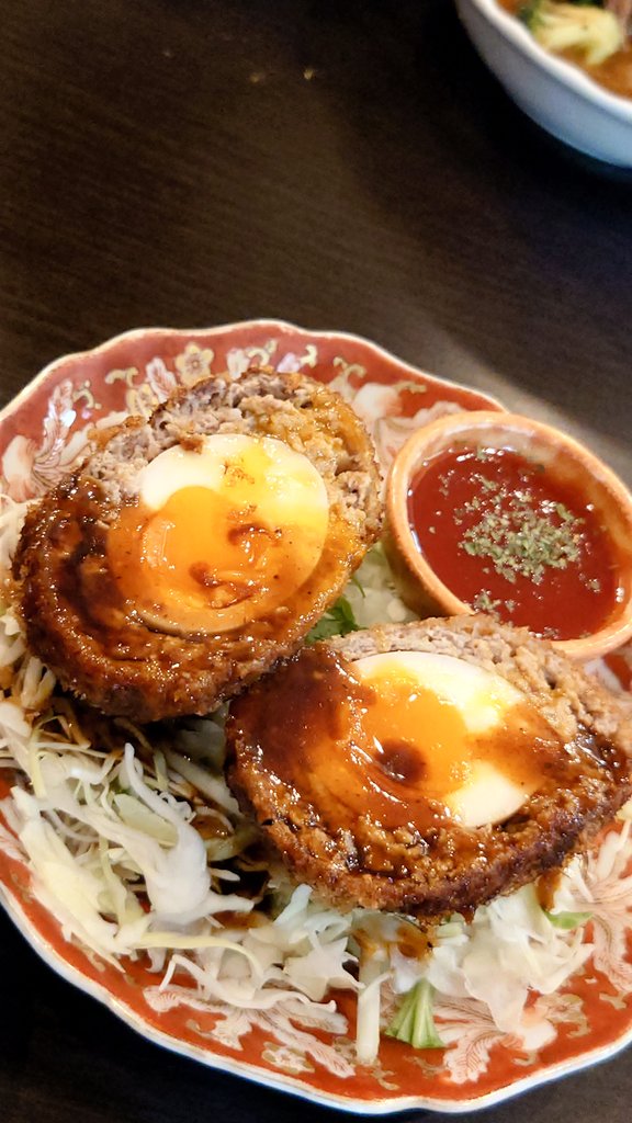 aitop39's tweet photo. 巣鴨の洋食小林さん
めちゃウマだった🧡
周り見たらみんな定食食べてるのに我々だけ単品頼みまくりꉂ🤣𐤔
旦那はお店の方とサッカートークしたかったみたいだけど混んでたので追加でテイクアウトして静かに退散🤫ෆ
絶対また行こう🎶
 #洋食小林
 #スコッチエッグ
 #セリエA
 #旦那はインテリスタ https://t.co/AELfavAzUK