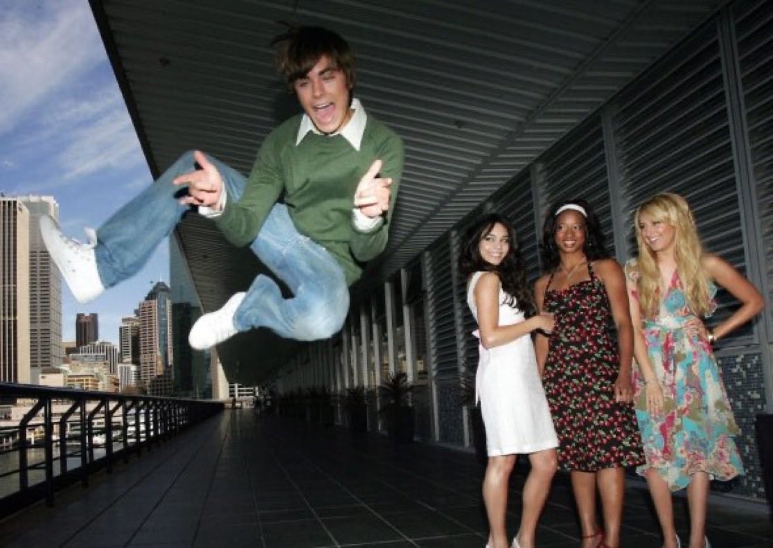 me when a baddie say she down to link