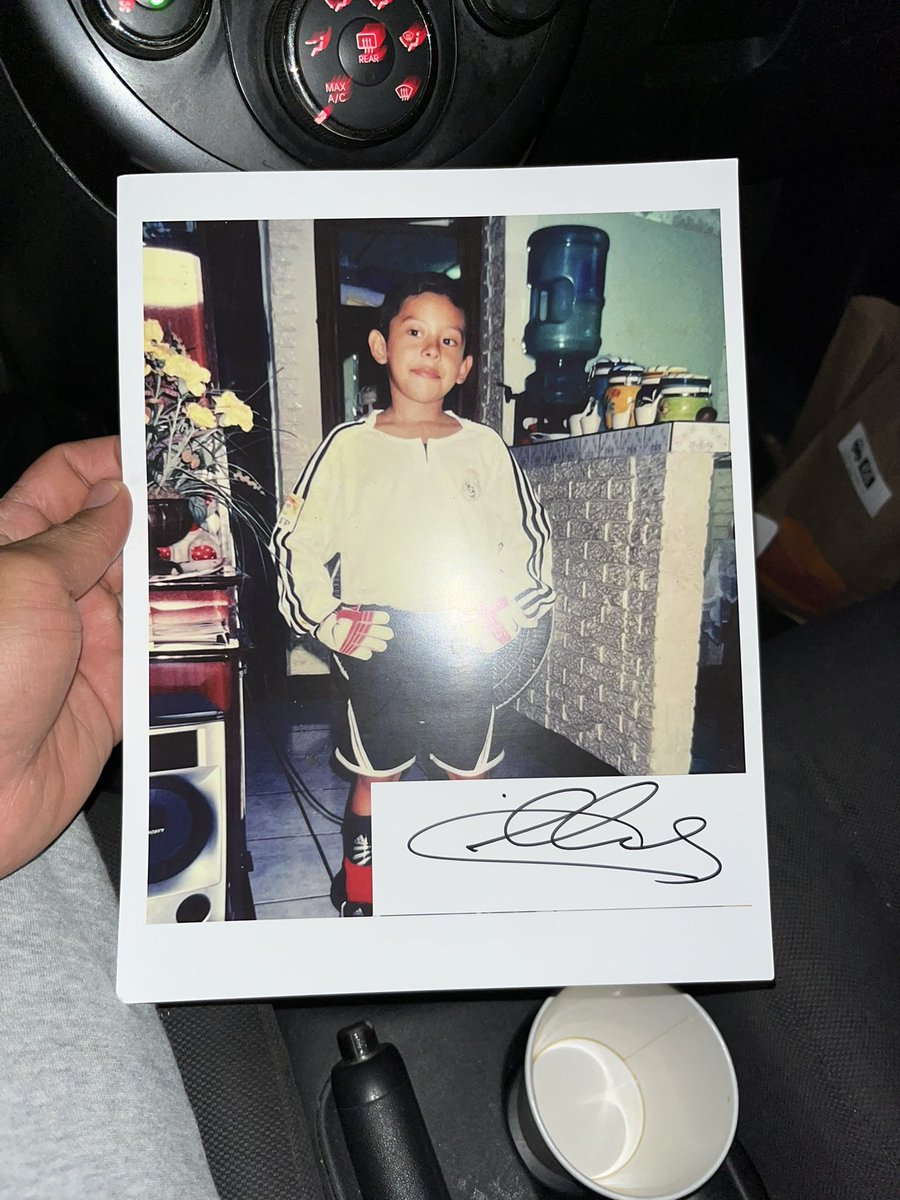 Aquel niño fue el más feliz de conocer a su más grande inspiración y al mejor portero de la historia, San Iker Casillas ⚽️🙏🏽