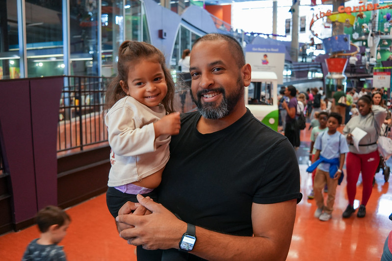 cmlibrary's tweet image. Today is #EpicFest Saturday! Drop into @ImaginOn from 10am-3pm for all the fun. Hear from nationally-acclaimed authors, participate in unique programming, book giveaways, see a play from Children&apos;s Theater of Charlotte, and much, much more!

Learn more --&amp;gt;bit.ly/3yKCPAQ