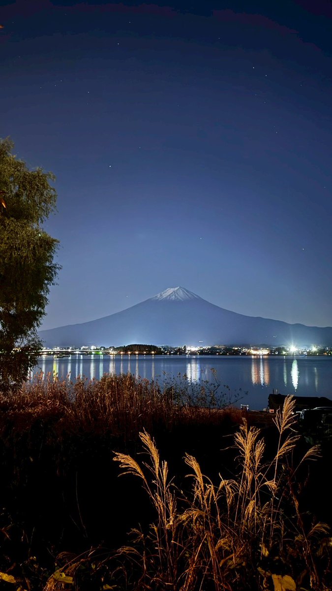 朝も夜も富士山が綺麗でした🗻

マイナスイオン感じだ気がした😛