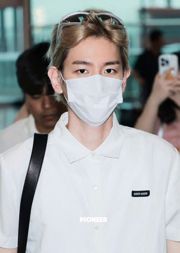 sunbaek8's tweet photo. I vote for #BAEKHYUN #백현
#2025MAMAVOTE https://t.co/z9phNu2x9z