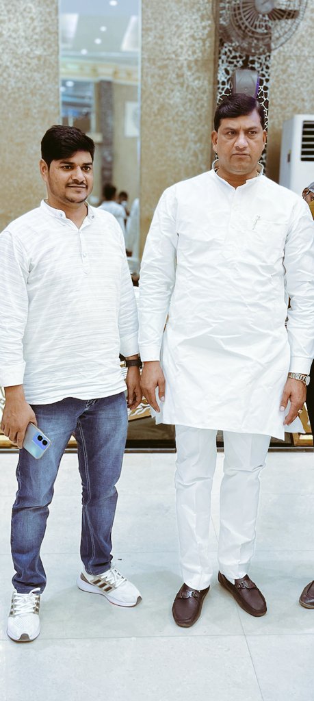 जिला पंचायत अध्यक्ष बागपत(चेयरमैन) माननीय जय किशोर जी।एक सुखद एवं सौहार्दपूर्ण मुलाकात।