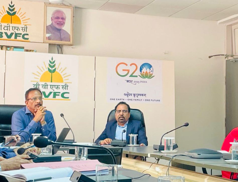 AVFCCL_ASSAM's tweet image. Advancing with vision, collaboration, and commitment to excellence.

#AVFCCL #HURL #BVFCL #Leadership #Teamwork #FertilizerIndustry #ProgressInAction #SustainableGrowth #TransformingAssam