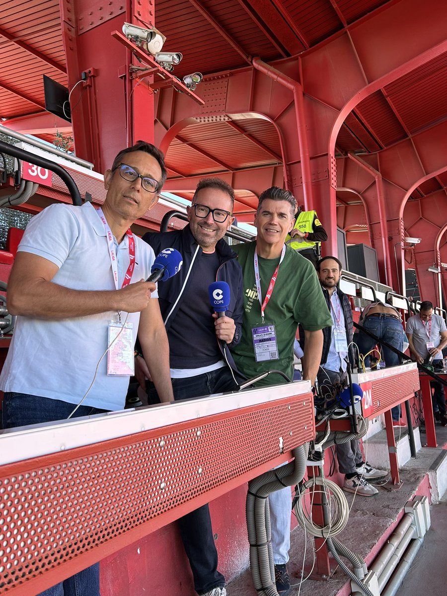 jmolivacope's tweet image. 🏟️ Ramon Sánchez Pizjuán

SEVILLA FC - CAT OSASUNA

Jornada 12 @LaLiga 

Os lo contamos con PACO GONZÁLEZ y todo el EQUIPO en @tjcope 

📸Y desde Sevilla con el ingeniero @JALBERTOCEBALLO y Víctor Fernández
