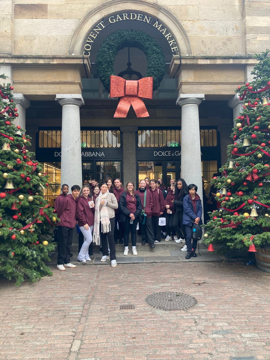 Quick shopping trip at Covent Garden before we head back home 😀