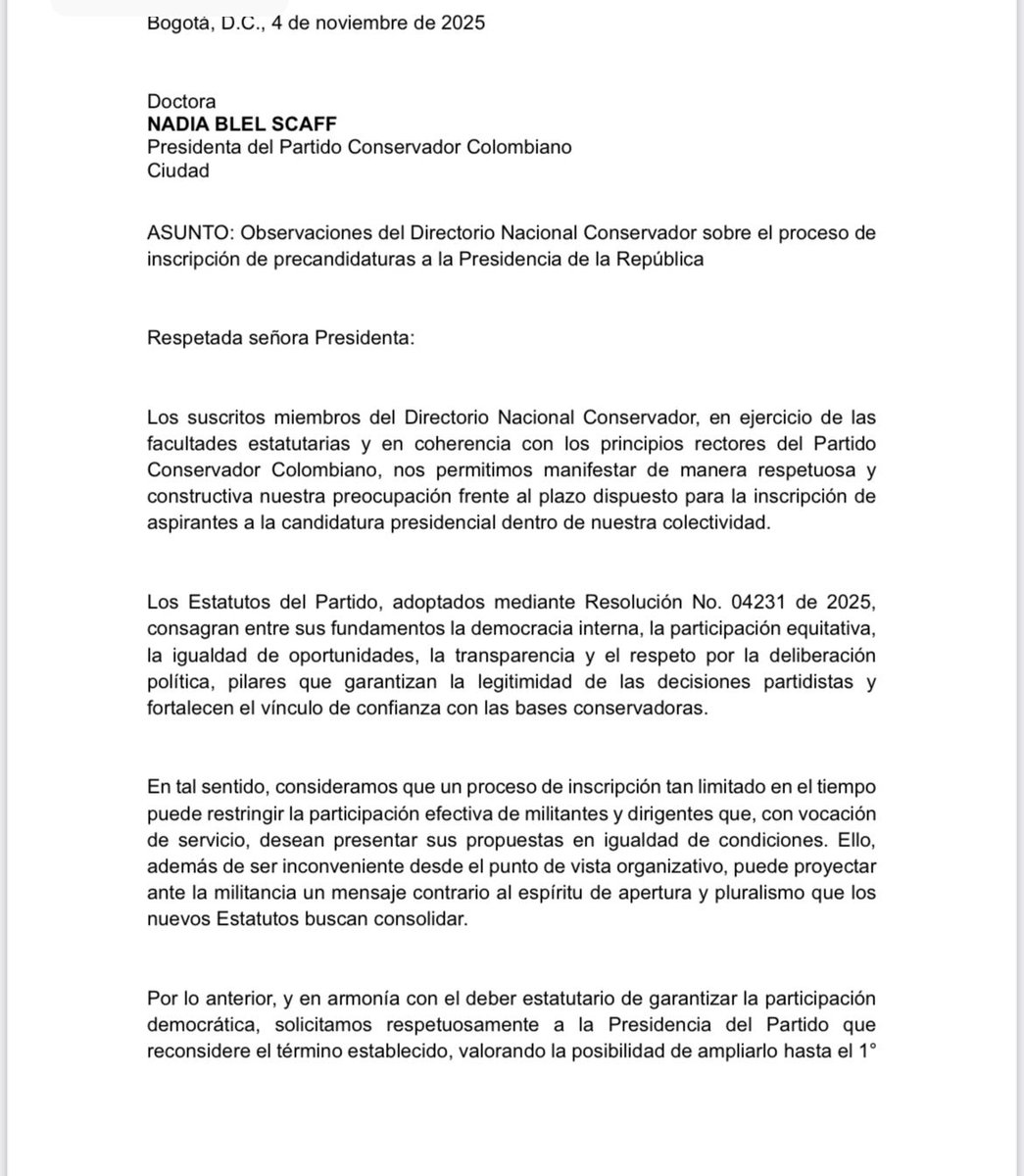 PoliticVirtual's tweet image. Ex Contralor, Felipe Córdoba, recibe respaldo del Partido Conservador, como su precandidato presidencial. Mediante carta firmada, los 12 representantes de la colectividad, avalaron su candidatura y solicitaron ampliar plazo de inscripción de otros aspirantes, hasta 1/12/2025.