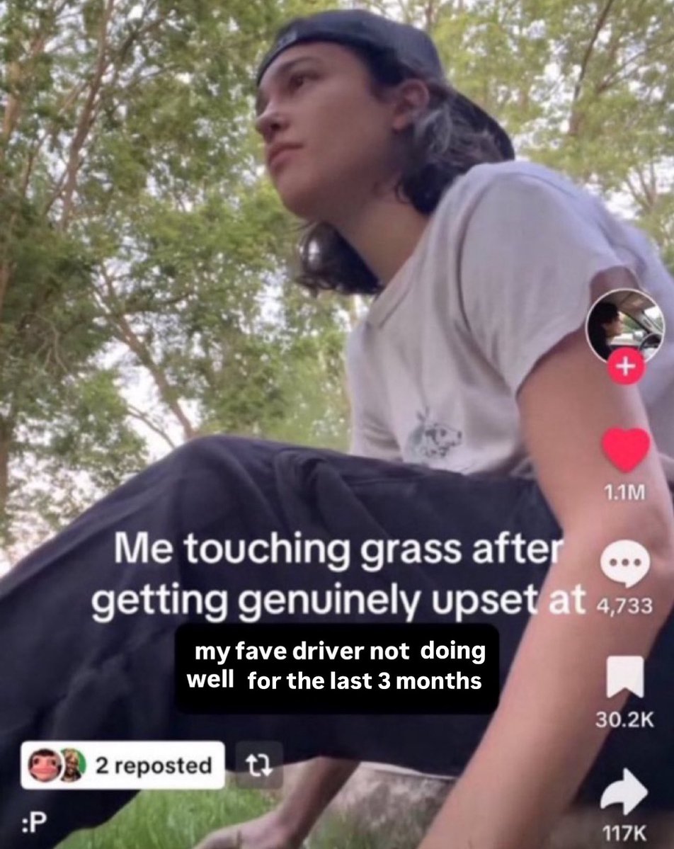 saff logged out! (@lovepiastri) on Twitter photo 