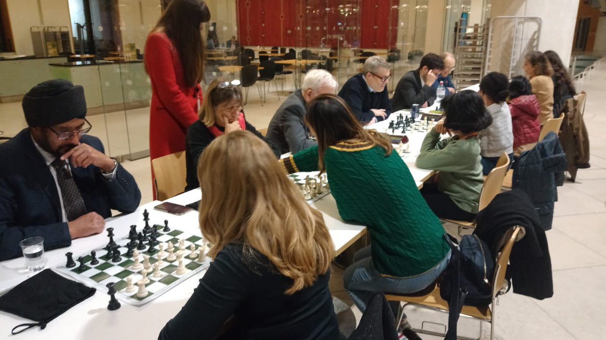 lwcc121's tweet photo. Join us for another round epic round of Women FIDE Rapid Tournament: 5 rounds 25+10. This is great opportunity to get acquainted with competitive chess in a friendly, welcoming environment and connect with our ever-growing community. #fide #ecf #womeninchess #bbc https://t.co/ok6H4Udn1O