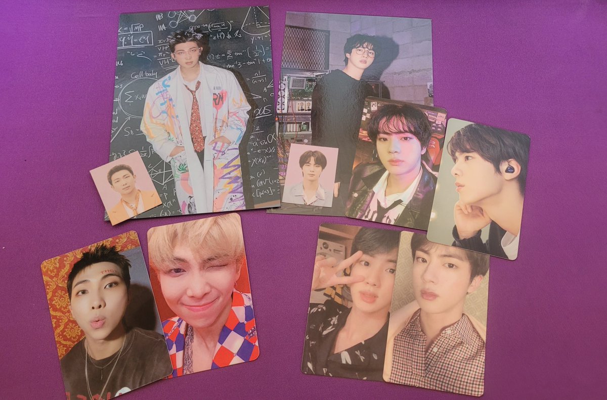 Feedback positivo pra <a href="/Universokpops/">Universo Kpop</a> que me enviou esses amores lindos e foi super paciente com minha ansiedade! Achou prios nacionais pra mim e foi sempre uma querida nos atendimentos. Ansiosa pela próxima  caixinha 🫶🏻