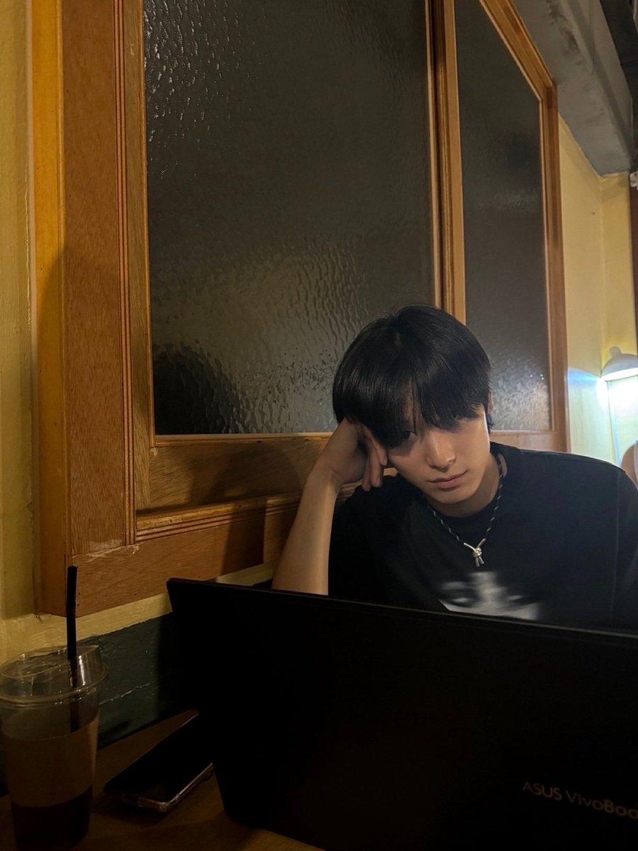 isoscape's tweet image. a week of staying over at uni in three pictures