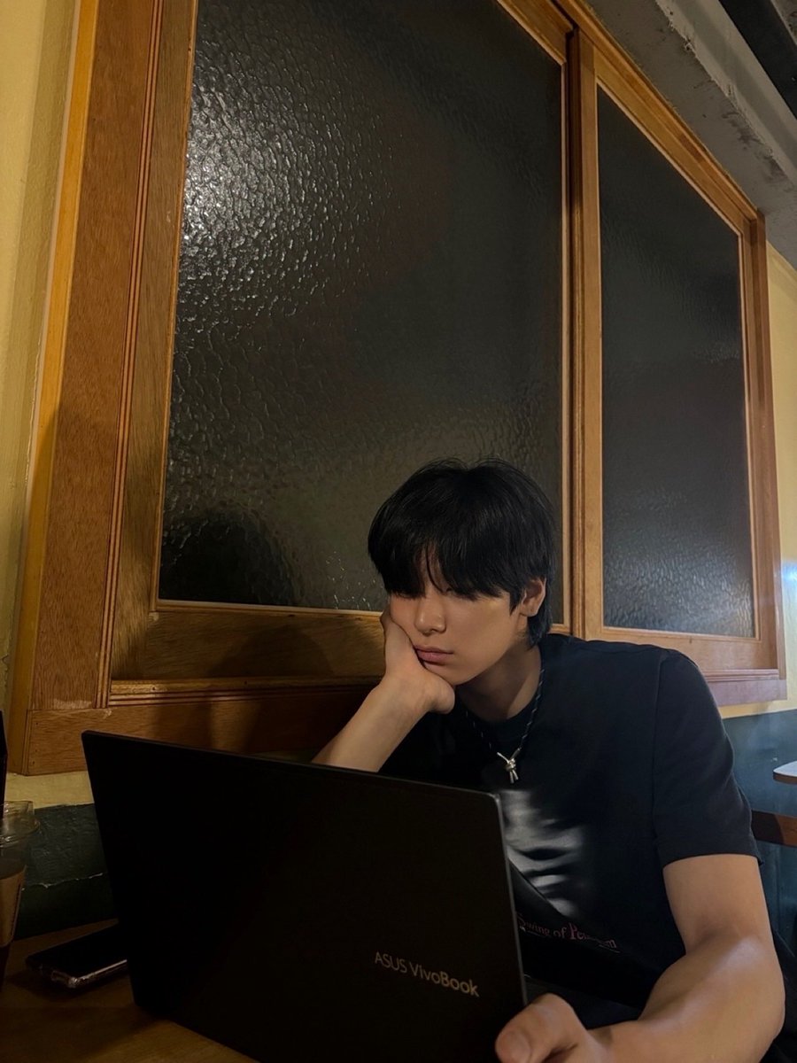 isoscape's tweet image. a week of staying over at uni in three pictures