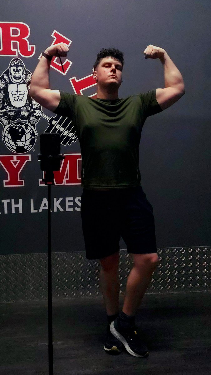DagInABooth's tweet photo. Got sick of my old account. Reset and renew. Had to much of my exs content connected and comments and people no longer in my life so, new Twitter.  And a gym progress.

40kg down for the year and muscle be UP https://t.co/boqNrRHVTf