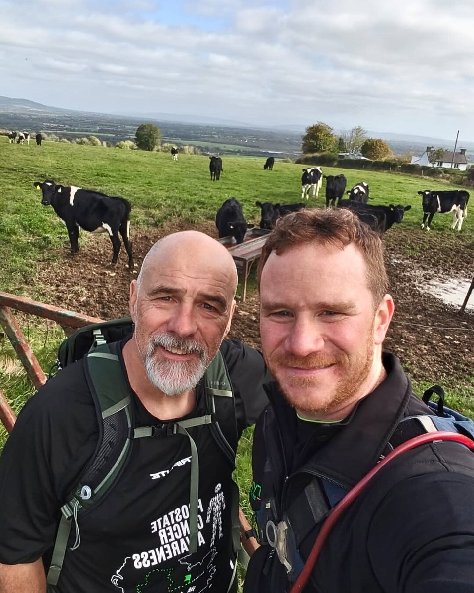 ProstateUK's tweet image. John walked almost 807 miles across all 32 counties of #Ireland 🇮🇪

The journey took him 42 days, joined by friends, family, colleagues, and his four-legged friend Lobo along the way.

He has raised an incredible £20,000 to help fund lifesaving #ProstateCancer research 💙