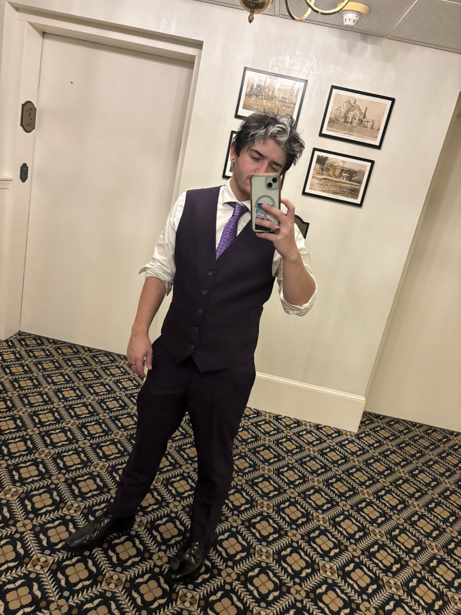 I need to get invited to more weddings so I have more excuses to get dressed up