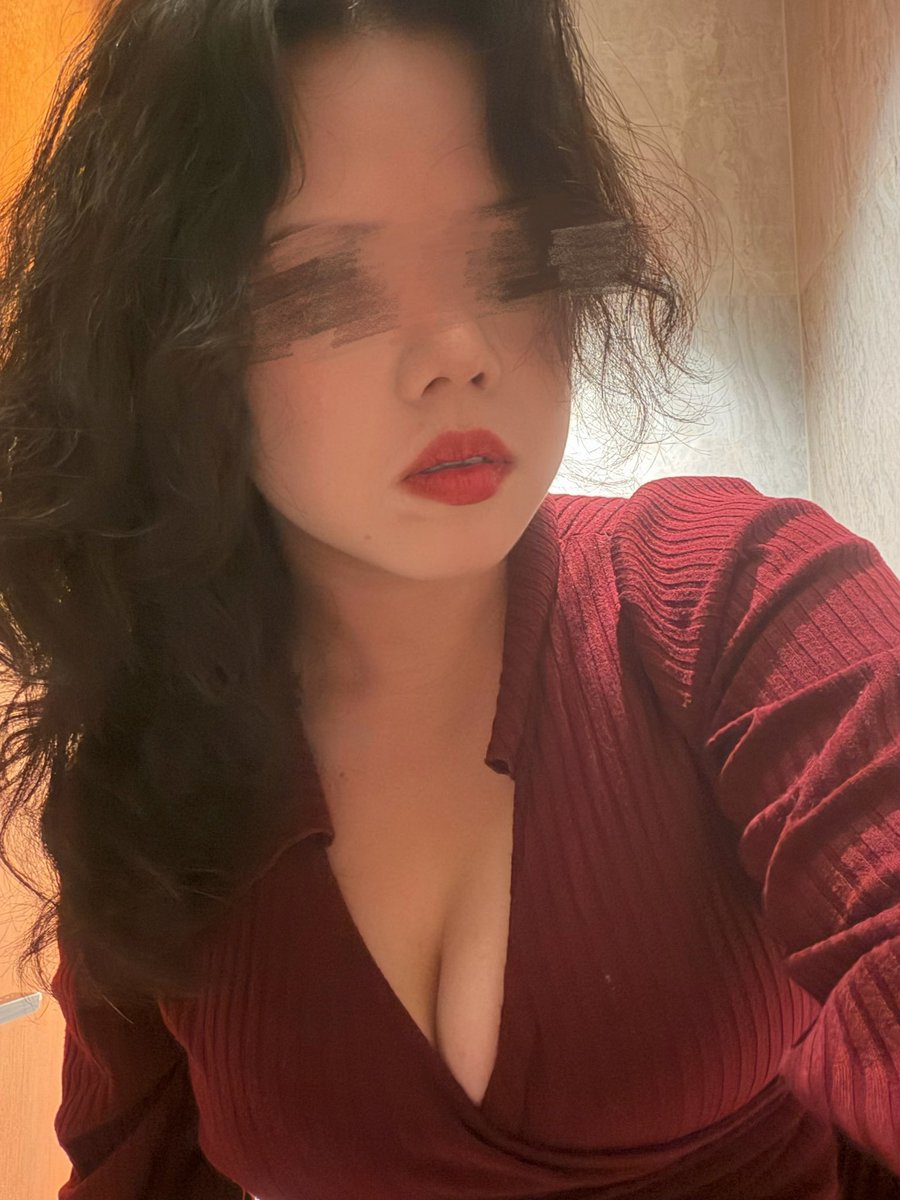 小小不太小 tweet media