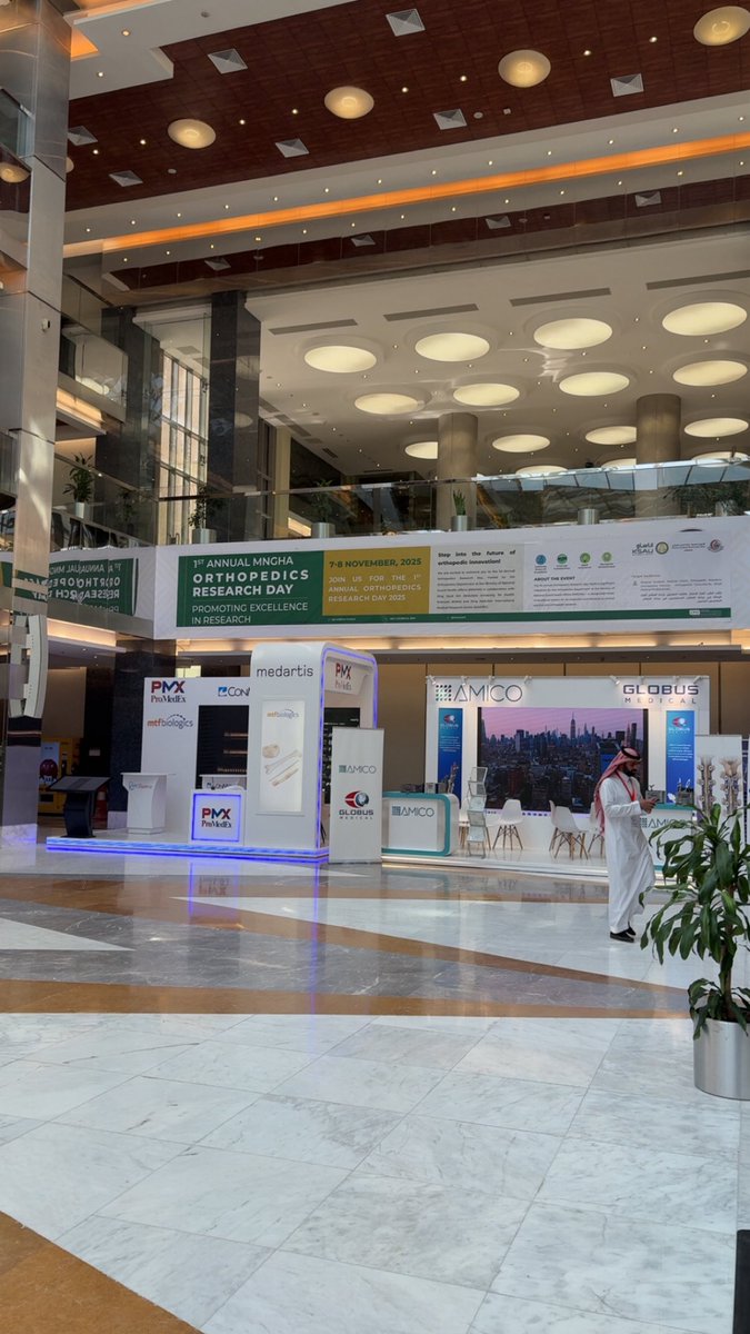 الحمدلله سعدت بتقديم بحثنا في 
The 1st Annual Orthopedic Research Day in Riyadh 🦴⚒️

#OrthopedicResearchDay #Orthopedics #NGHAResearch #MNGHA_Orthopedics