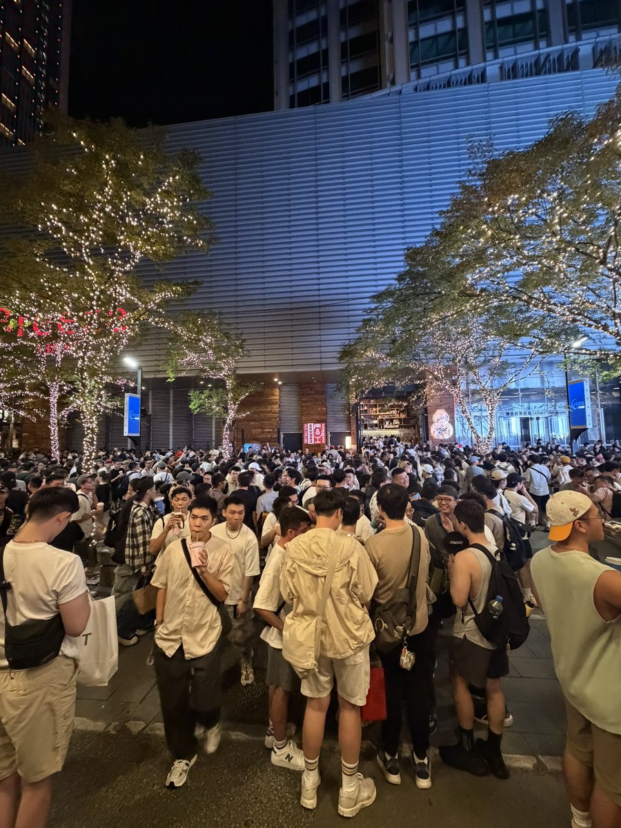 縱酒11月簽

#兩個月都沒有來了有點生疏🤣