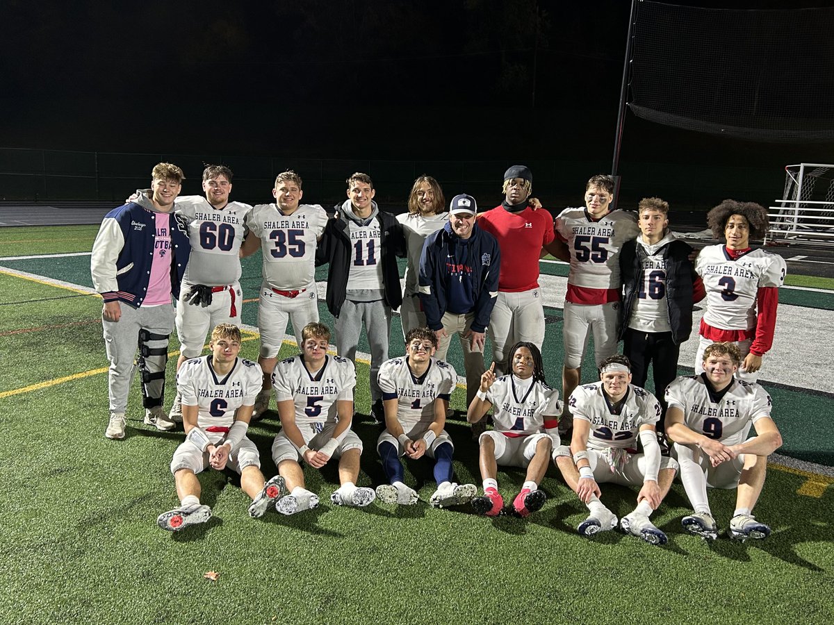 CoachJimRyanIII's tweet image. Congratulations to our senior class and the 2025 Titans. They have made their mark being the 5th team in school history to win a playoff game and play in the WPIAL quarterfinals. The standard has been set. Now its time to keep climbing!!! ##howdoyoufeel #outstanding