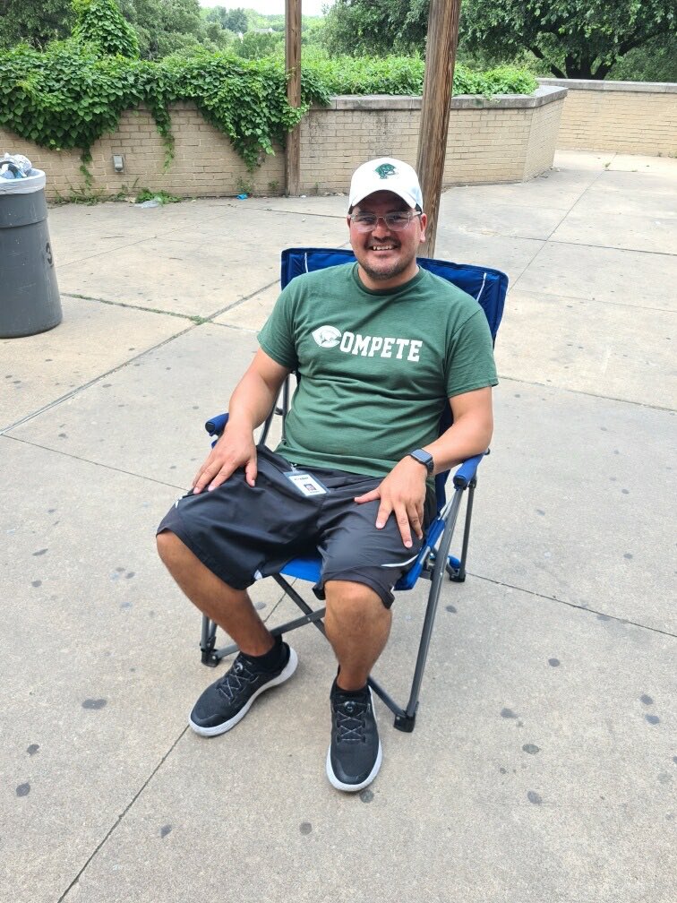 These guys deserve a TON of credit for GRINDING and getting this team to the playoffs! Good things happen to Good people!
Congratulations ⁦<a href="/JBConnallyHS/">Connally High School</a>⁩ ⁦<a href="/ConnallyFb/">Connally Football</a>⁩ ⁦<a href="/CoachFarrellCHS/">Coach Farrell</a>⁩ ⁦<a href="/PfISDAthletics/">PfISD Athletics</a>⁩ ⁦<a href="/pfisd/">Pflugerville ISD</a>⁩