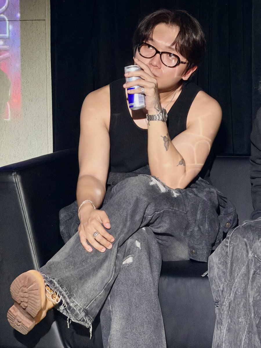 pu1lup's tweet image. 레드불 모델 허클

#huckle