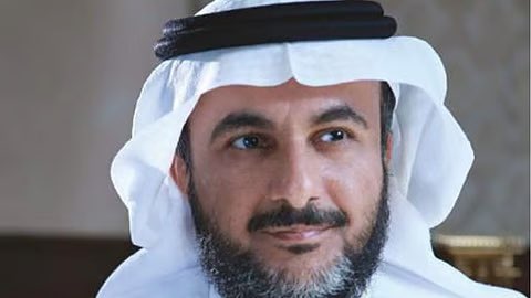 سلوكيات غريبه على مجتمعنا 
يقول طارق الحبيب :

ماتت أمي يوم الخميس وداومت في نفس اليوم ، و مات أبي وفي اليوم التالي اشتريت أرض..
؟؟؟؟؟؟؟؟؟؟