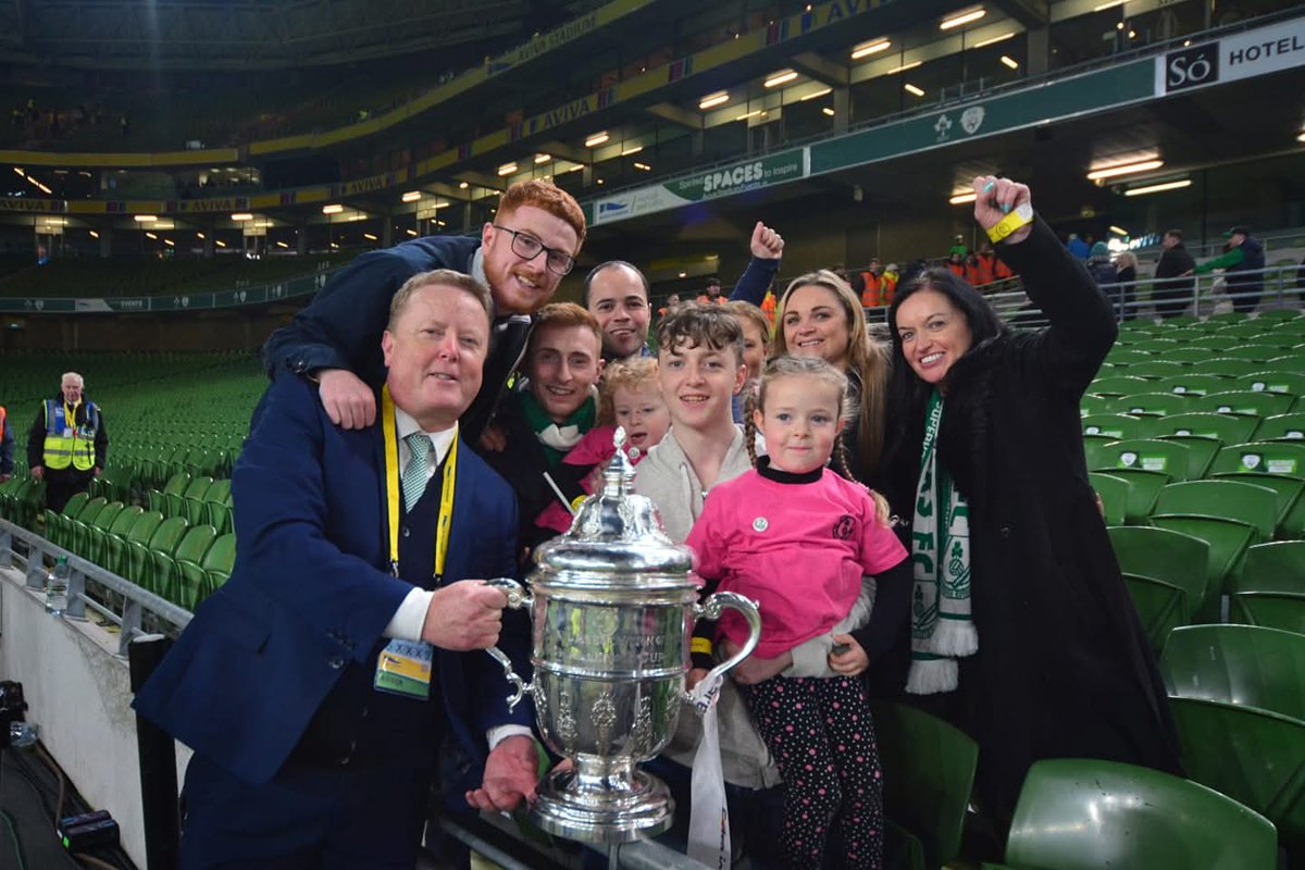 marklynch69's tweet photo. Family pic in the Aviva after the 2019 Cup win, our first since 1987.

Tomorrow we try to repeat 1987 again, this time by winning the double 🏆🏆

Let's hope so ☘️

#DestinyIsCalling https://t.co/YujMuqrr1k